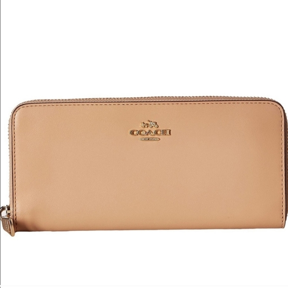 Coach Handbags - EUC Slim Accordion Zip Wallet